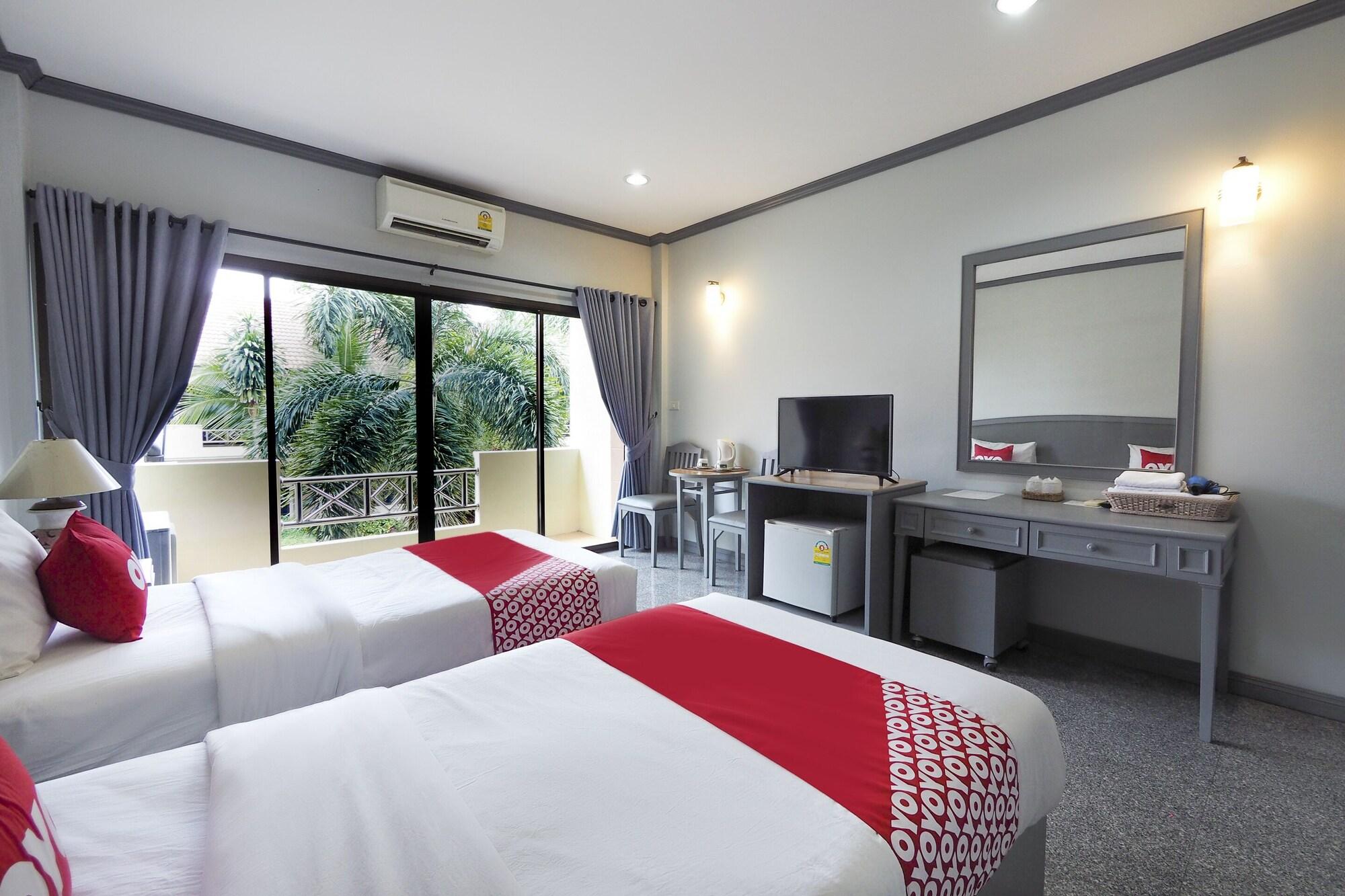Oyo 859 Golden Land Hotel Chiang Rai Exteriör bild