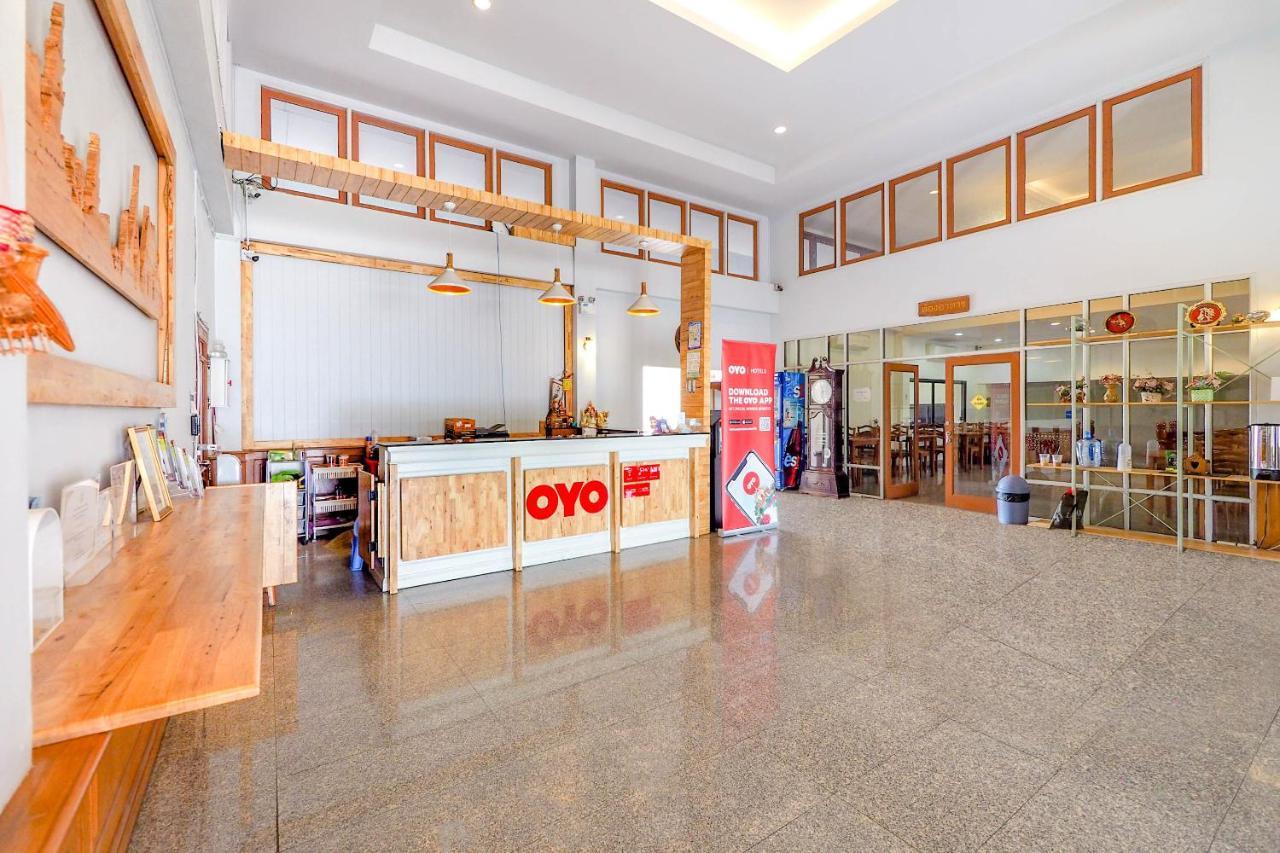 Oyo 859 Golden Land Hotel Chiang Rai Exteriör bild